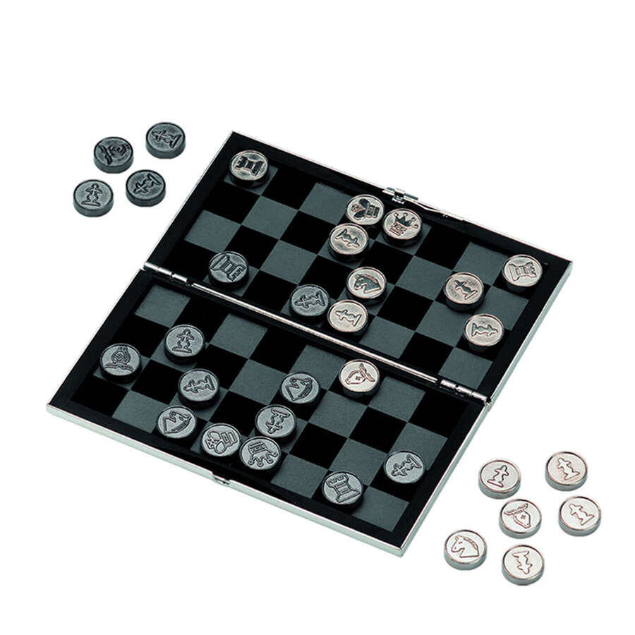 Draughts/chess game in Luxury Box